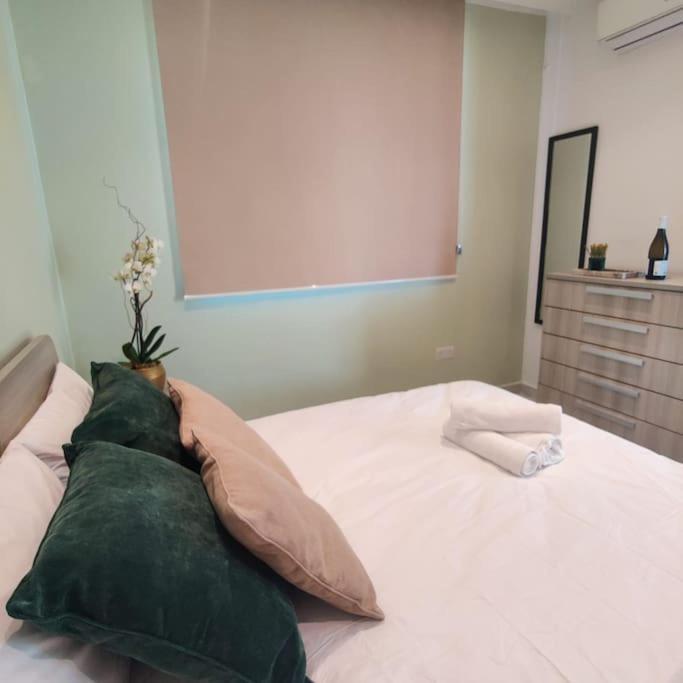 Appartamento Cozy Penthouse In Central Malta Balzan Esterno foto