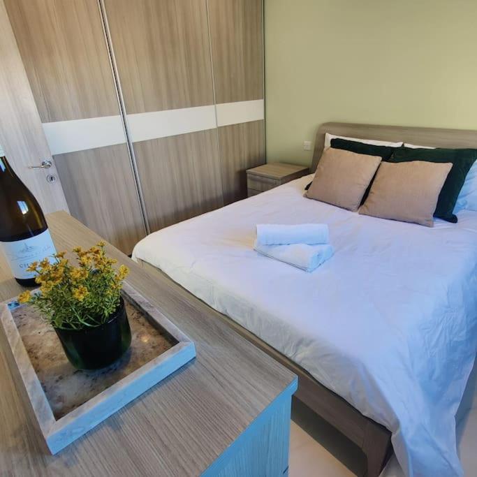 Appartamento Cozy Penthouse In Central Malta Balzan Esterno foto